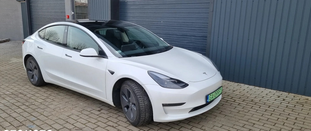 Tesla Model 3 cena 144900 przebieg: 77200, rok produkcji 2020 z Gdynia małe 16
